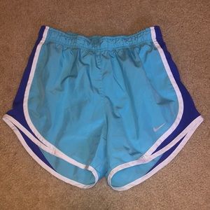 Women Nike tempo shorts